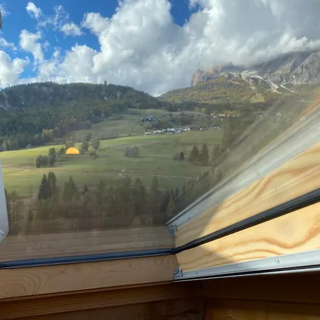 アパート Mansardina Mery Cortina *