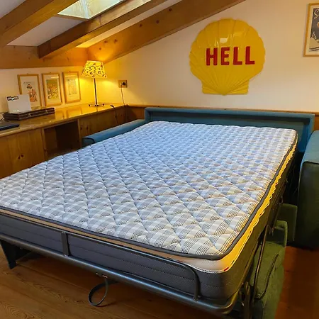 Mansardina Mery Cortina アパート コルティーナ・ダンペッツォ